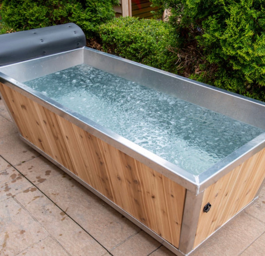 Polar Cold Plunge Tub – Canadian Timber Collection by Dundalk LeisureCraft